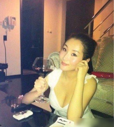 谢贤女友爆料视频大全,揭秘明星情感生活幕后真相  第2张