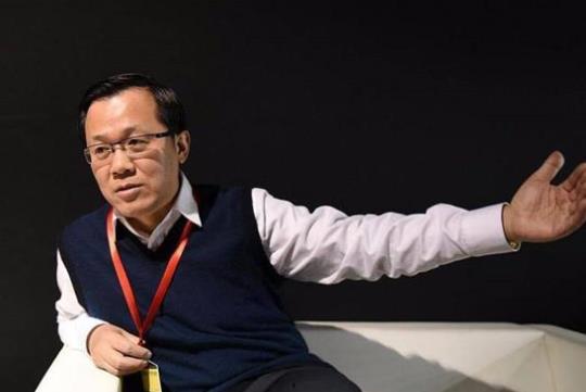 卓伟最新爆料谭咏麟,揭秘娱乐圈不为人知的秘密  第2张