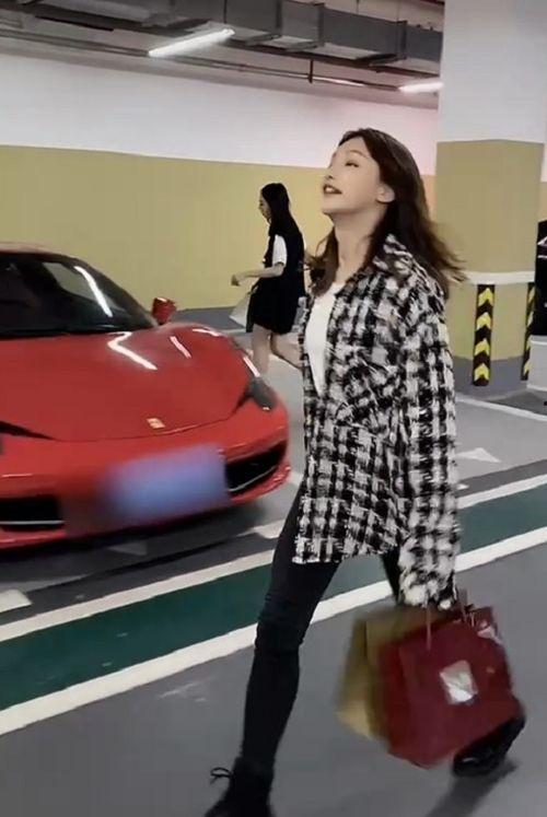 豪车抽奖爆料视频播放,惊心动魄的抽奖瞬间，悬念迭起！  第2张