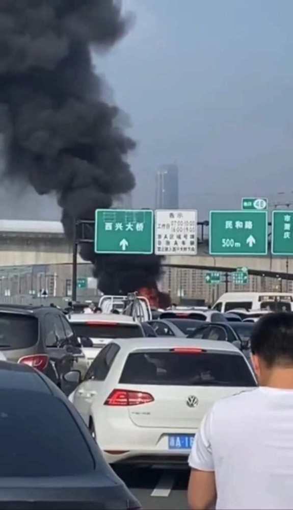 机场高速爆料视频大全,揭秘高速行车瞬间 第2张 机场高速爆料视频大全,揭秘高速行车瞬间 第2张