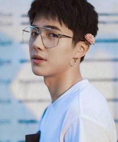 爆料刘昊然过年视频,温馨时刻展现真实一面