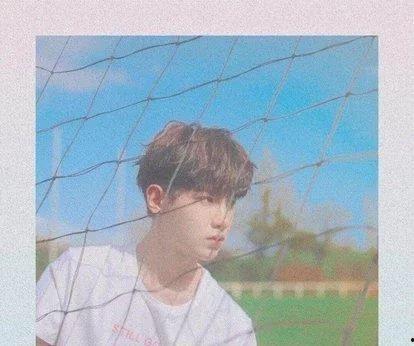 黄明昊娱乐圈吃瓜视频  第2张