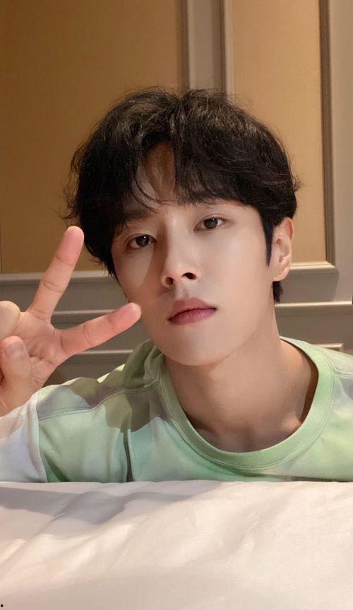 娱乐圈爆料大厨是谁呀,揭秘娱乐圈幕后美食高手身份  第2张