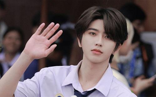 爆料蔡徐坤杨颖视频,娱乐圈风波再起  第2张